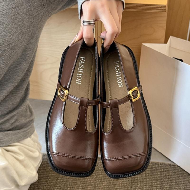 Fashion 2025 New Spring Leather Women Pumps Shoes for Women Chunky Heel Retro Mary Janes Block Leather Shoes Work Shallow White