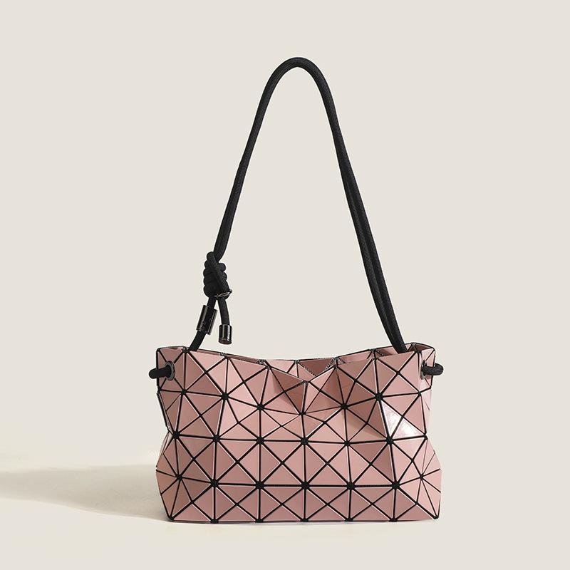 2026 Trendy Geometric Rhombus Women's Shoulder Bag: Fashionable, Simple Drawstring Design