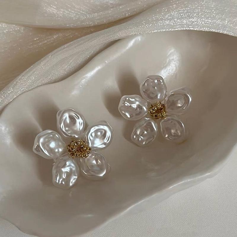 Fashion Baroque Imitation Zircon Stud Earring For Women Elegant Fresh Cheap Earrings Party Trending Zircon Wholesale 2024 New