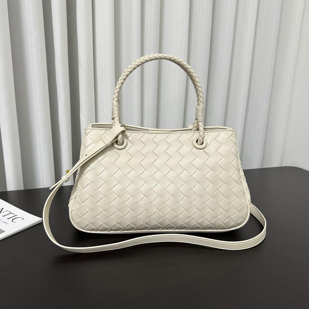 Small Niche Luxury Style New High-quality Vegetable Basket Tote Bag Single Shoulder Commuting Large Capacity Woven Bag Hand-held Diagonal Cross Bag