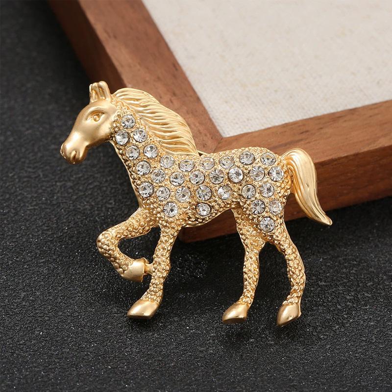 1Pc Zinc Alloy Vintage Horse Brooch Gift Diamond Inlaid Exquisite Vintage Cloth Decoration
