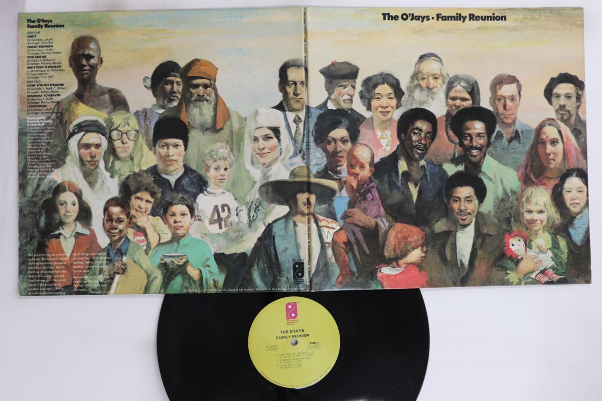 

LP Record O JAYS - Family Reunion PZ33807 PHILADELPHIA IN 1975 US Soul/Funk Used