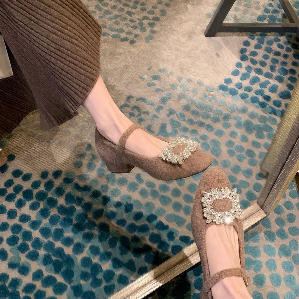 Grape mother of the same style~ Diamond buckle with Mary Jane shoes women's velvet French evening wind square head cashmere winter shoes