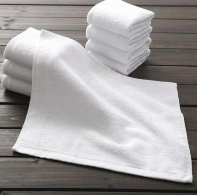 Luxuriöse weiße Bad- und Bodentücher aus reiner Baumwolle - Extra groß, dick und saugfähig für Hotels und Spas