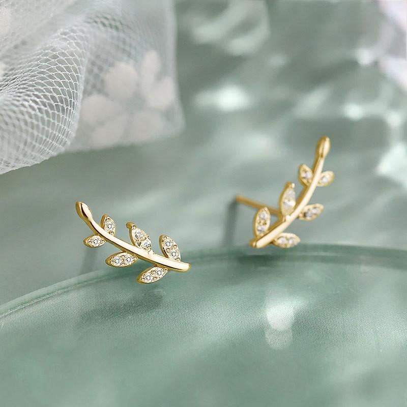 

CAOSHI Dainty Leaf Stud Earrings with Shiny Zirconia Chic Lady Everyday Wearable Jewelry Fancy Accessories for Women Trendy Gift