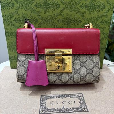 [Pre-Owned] Padlock Metal Lock Logo Chain Canvas Leather Bag - Very Good #1YN1HHZ