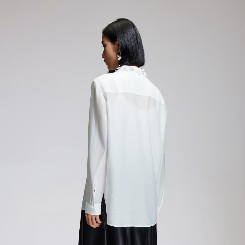 Veromoda Elegant Floral Collar Blouse