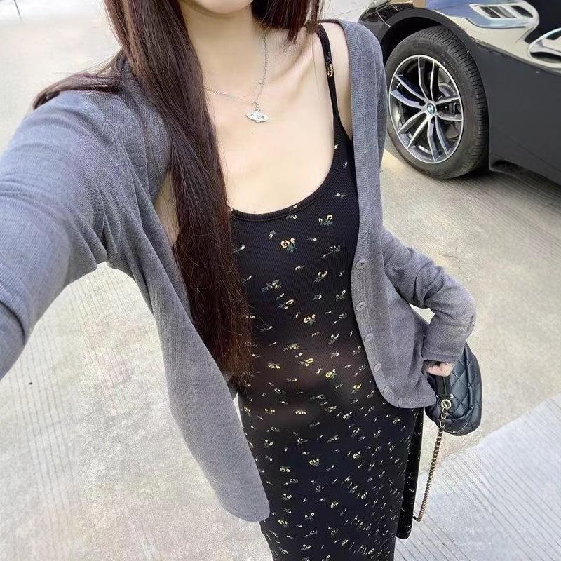 2025 French Style Floral Print Slimming Black Summer Dress with Adjustable Straps