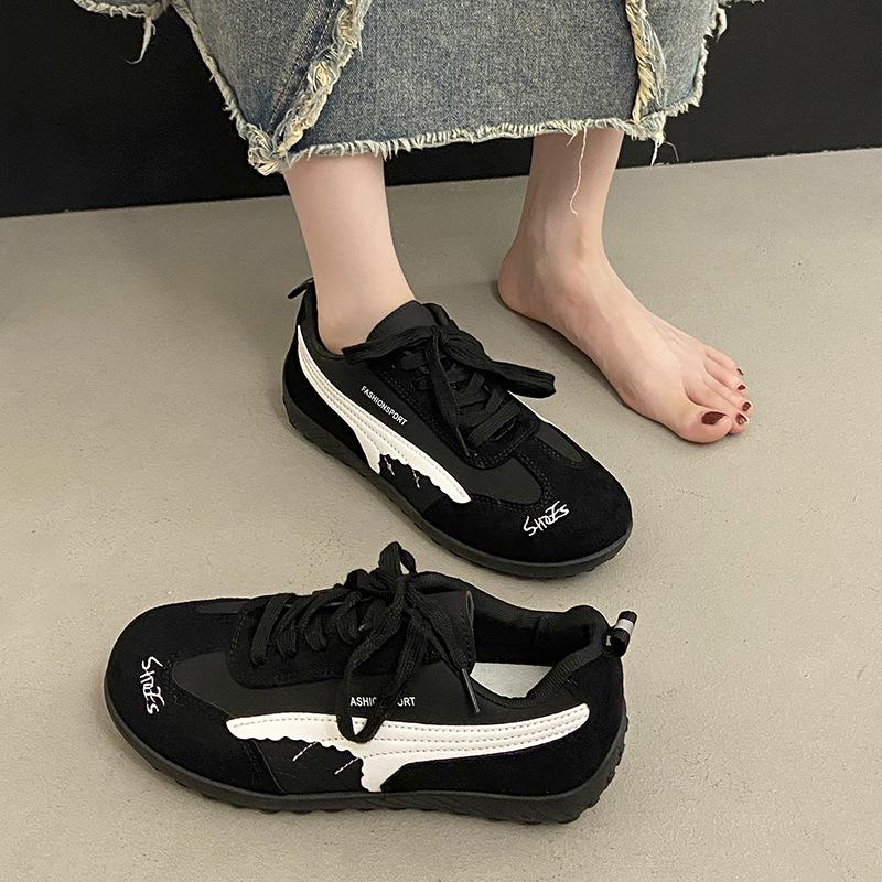 2025 Summer Thick-soled Inner Height-increasing Moral Training Shoes Women's White Splicing Retro Racing Shoes Breathable Casual Sports Board Shoes