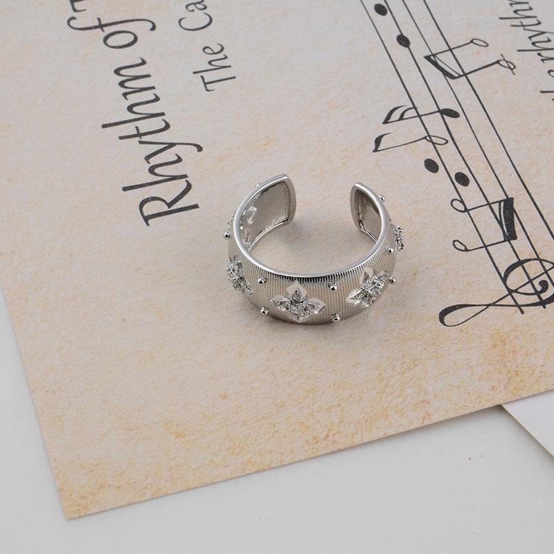Women's Open Adjustable Lace Diamond Ring - Elegant and Luxurious Design