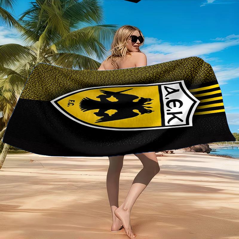 Asciugamano da Spiaggia con Stemma Calcio Aek, Asciugatura Rapida, Facile da Curare, Adatto sia per il Fitness che per le Vacanze al Mare, Essenziale per lo Sport