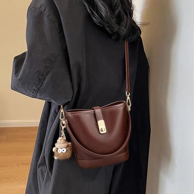 Bag Women's Summer Bucket Bag Crossbody Bag Premium Sense Hand Bill Shoulder Commuter Vintage Women's Bag