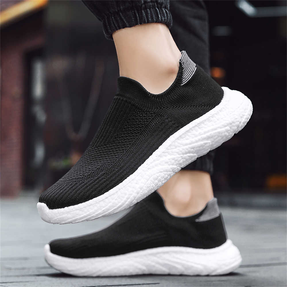 Fashion 37-44 Low Top Fashion Men Shoes Flats Tenis Fast Men's Sneakers Black Sport New Collection Expensive Top Comfort Celebrity