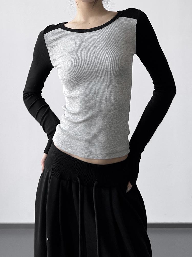 T-shirt à Manches Longues Color-Block Coupe Ajustée pour Femme - Design Élégant Hiver 2025 pour Porter Seul ou en Couche
