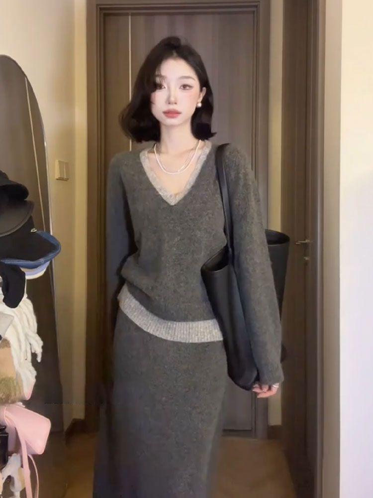 Stylish Korean Grey Knit Sweater and Skirt Set for Women - Chic Autumn/Winter Outfit