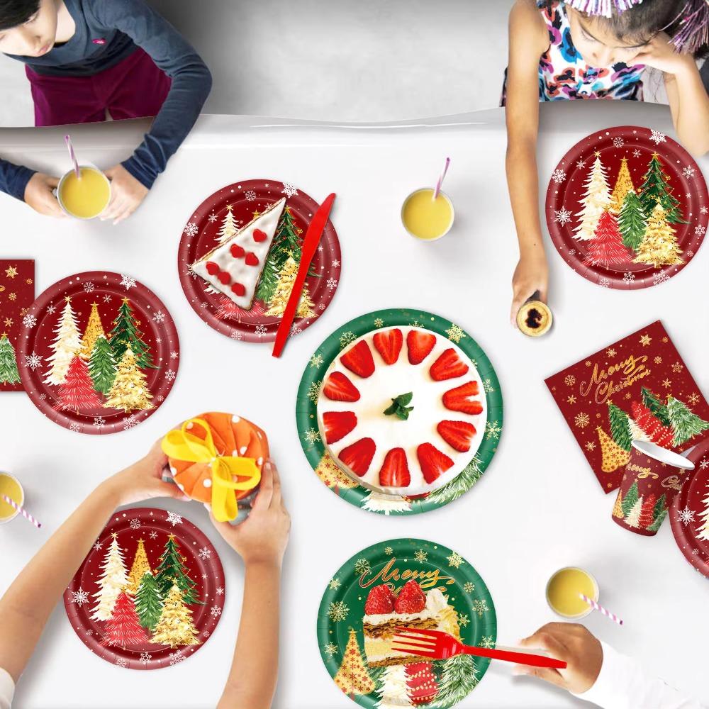 Christmas Tree Pattern Disposable Tableware Set Party Plate Cup Napkin Tablecloth  Family Dinner