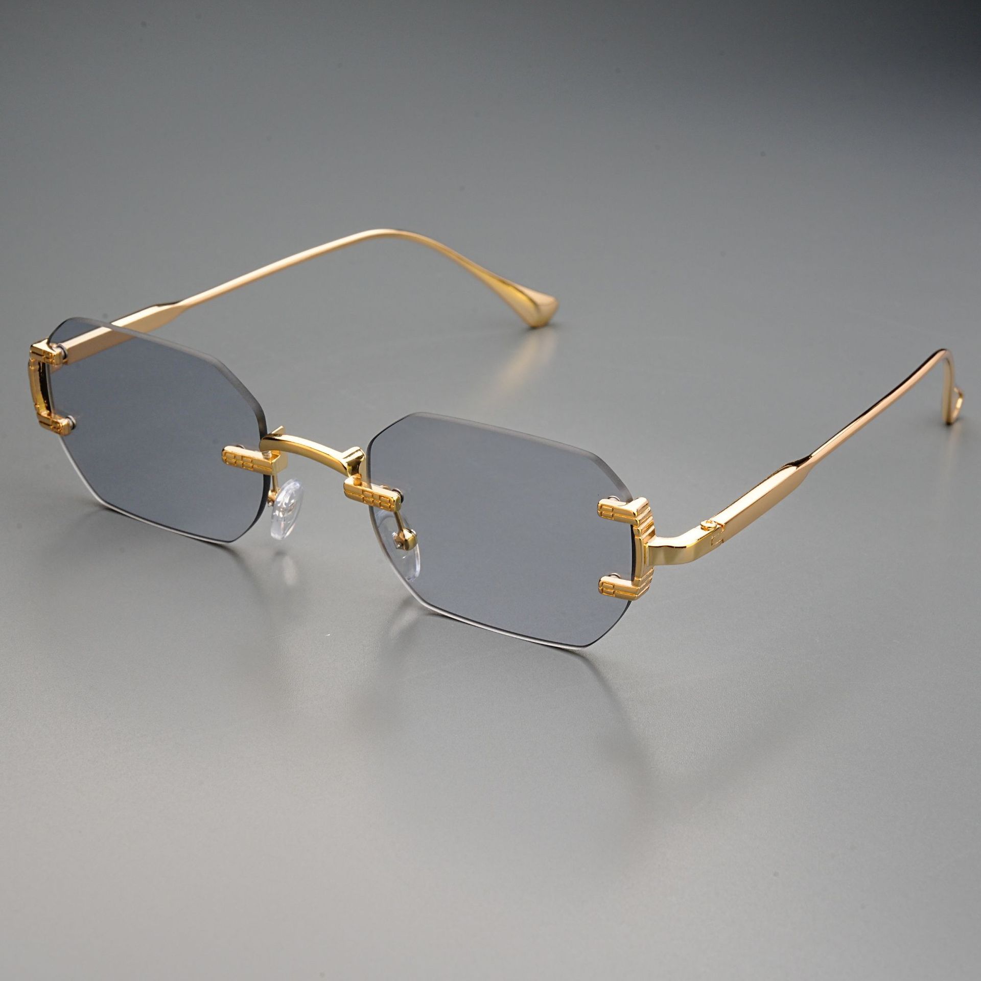 Glasses Shoes Men's Rimless Sunglasses Rectangle Fashion Popular Wo Shades Small Square Sun Glasses For Fe Summer Traveling Oculos Cm