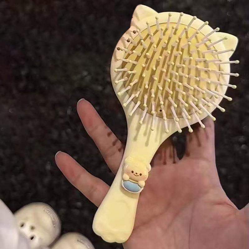 

Мультяшная расческа «Медвежонок с маслом», милая расческа-подушка с клоунфишем, дорожная портативная расческа с ручкой, мультяшная расческа-подушка, мультяжная щетка для волос с воздушной подушкой