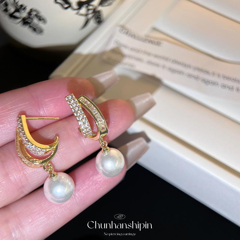 High-class Temperament Elegant Micro-inlaid Zircon Silver Needle Earrings Women's Fashion Commuter Earclips Hole-free Exquisite Earrings