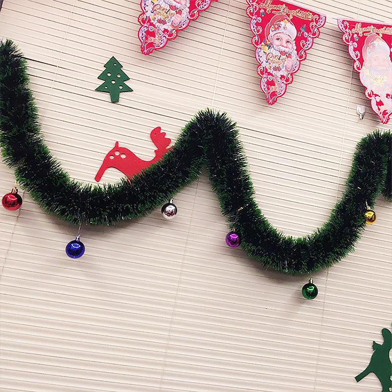 Corner Flat Christmas Tree with Rattan Colored Balls: Wall Sticker Decoration for Hotels, Shops, and Malls