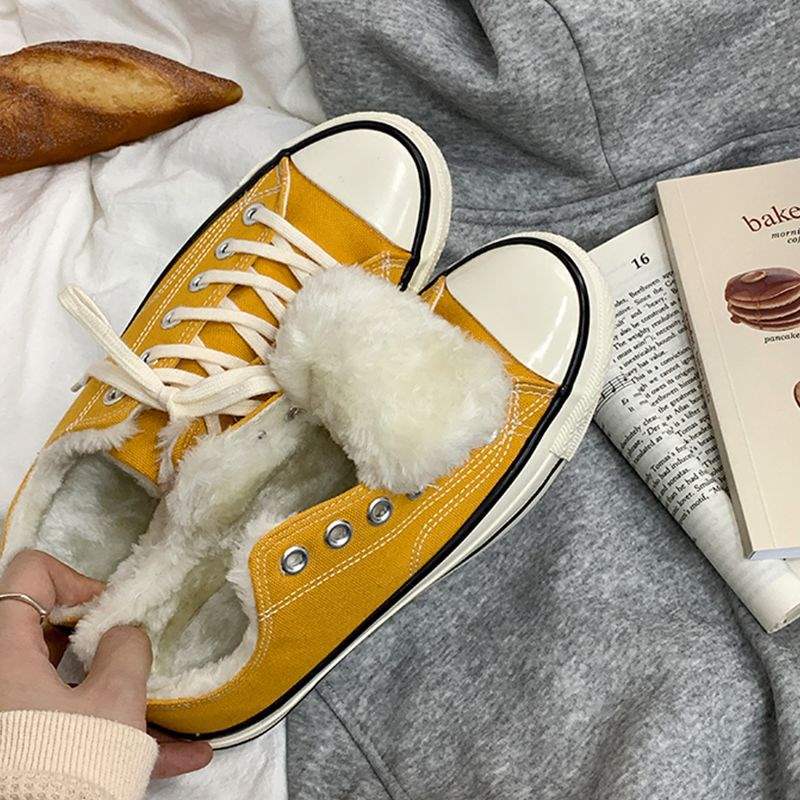 Low-top Cotton Shoes Women's Winter 2025 New Korean Version Versatile Student Velvet Canvas Shoes Women's Shoes Warm and Thicker