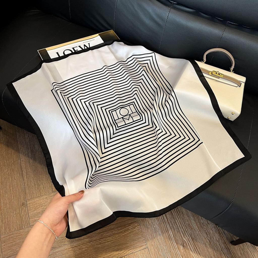 Winter Bohemian Heart Pattern Scarf Jacquard Cashmere Design Women Pashmina Thick Blanket Soft Bufanda Warm Shawl Poncho Stole