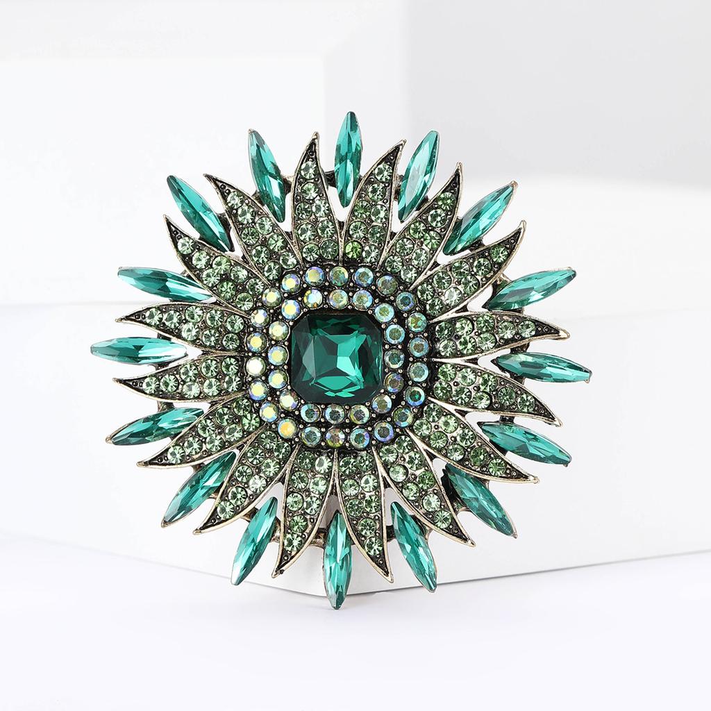Sparkling Rhinestone Sunflower Lapel Pins for Women Unisex Round Palace Style Party Office Brooch Pins Gifts