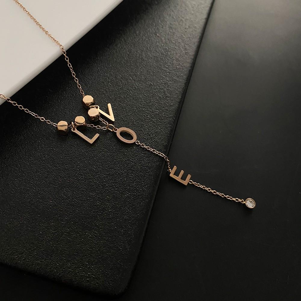 2025 Women's Titanium Steel Necklace: Light Luxury, Clavicle Chain, Non-Fading High-End Accessory