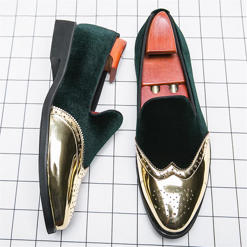 New Britain Gentleman Royal Pointed Velvet Brogue Leather Shoes For Men Fashion Designer Casual Loafers Formal Dress Footwear