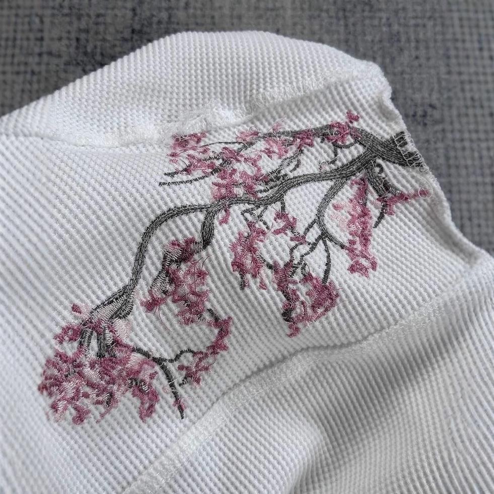 T-shirts Unisexe Blanc Broderie Fleur de Cerisier Femme Homme Oversize Manches Longues Gaufre Solide Harajuku Décontracté Streetwear