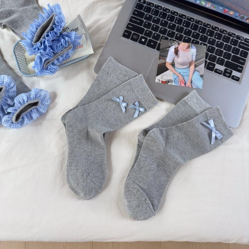 Ladies Spring and Summer Cotton Lovely Lace Stitching Breathable Mid Cylinder Pile Pile Stockings