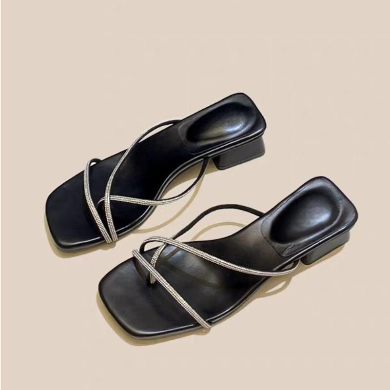Fashion Block Heel Rhinestone Toe Slippers for Women Square Toe Thin Strap Anti-Slip Wear-Resistant Square Heel Sandals and Slippers