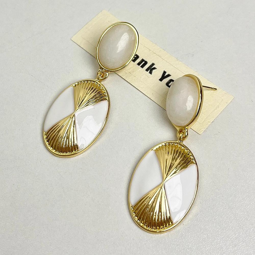 

French Retro Black Gold Enamel Brushed Oval Pendant Earrings Vintage Exaggerated Earrings Women s Fashion Trend Earrings