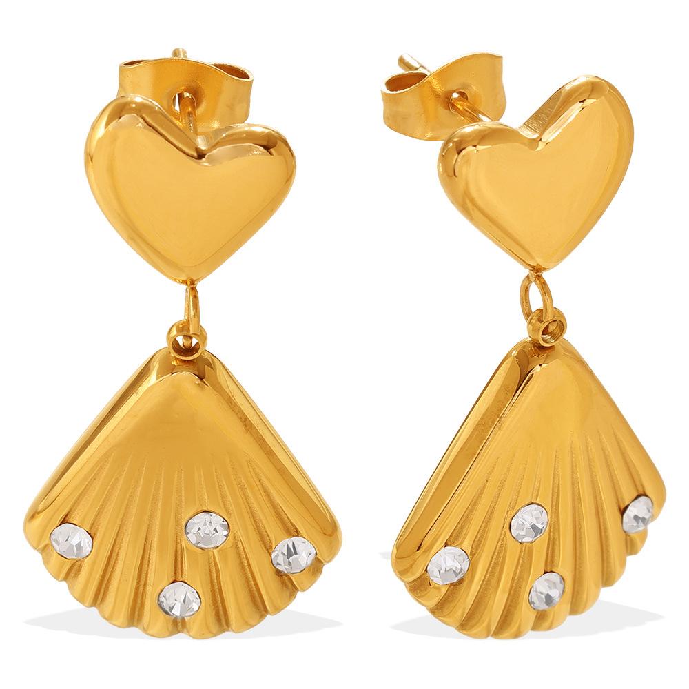 

European and American New Fashion Light Luxury Inlaid Rhinestone Shell Love Earrings Do Not Fade Plated with 18 Gold Gentle and Sweet Earrings 2026