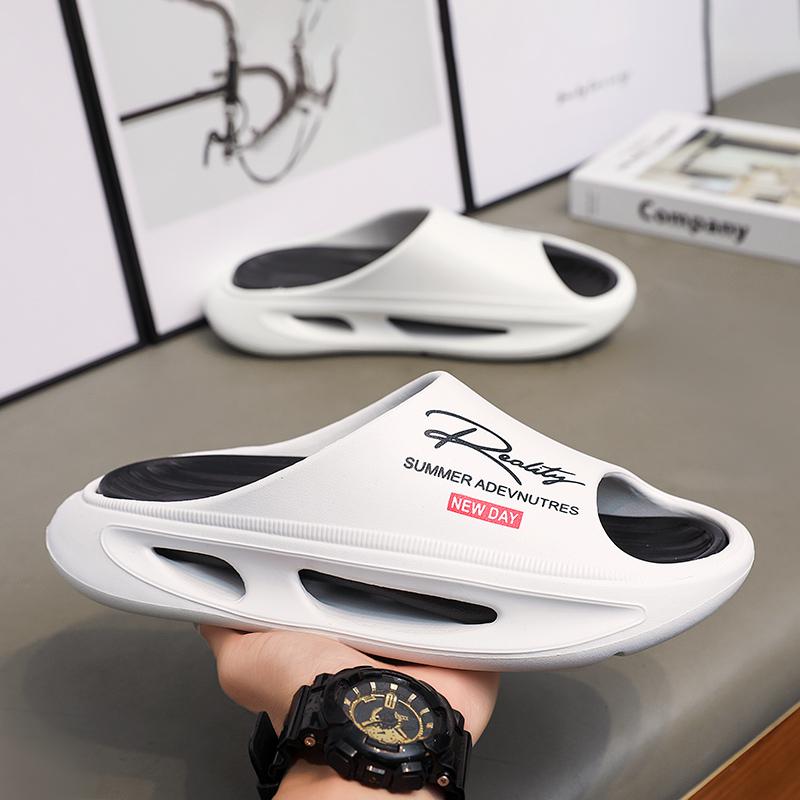 Fashion Summer Men's Indoor Outdoor Sandals Slippers Fashion Quirky Beach Casual Shoes Soft Bottom Massage Slippers Men's Big Size 45