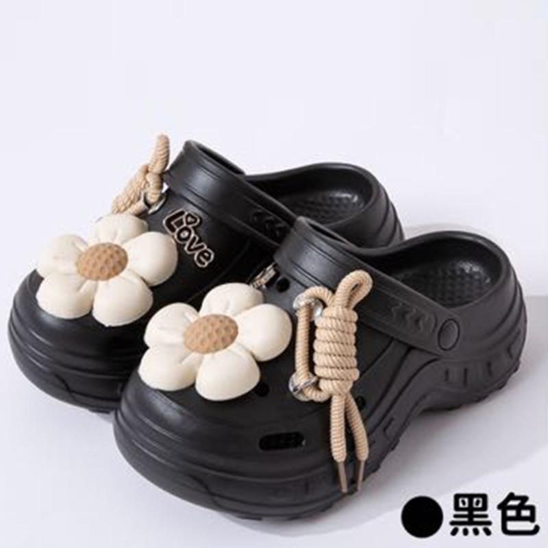 New hole shoes women's indoor and outdoor stepping on shit feeling comfortable and breathable eva slippers thick-soled slippers wholesale