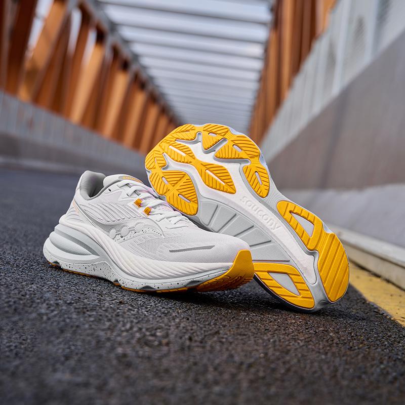 Saucony Hurricane 24 White Cloud Orange Men Sneakers S20933-246