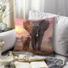 Home Decor Wild Animals Family Portrait Cushion Covers Pattern Cushion Cover Suitable for Sofa Bedroom Car Pillow Cover
