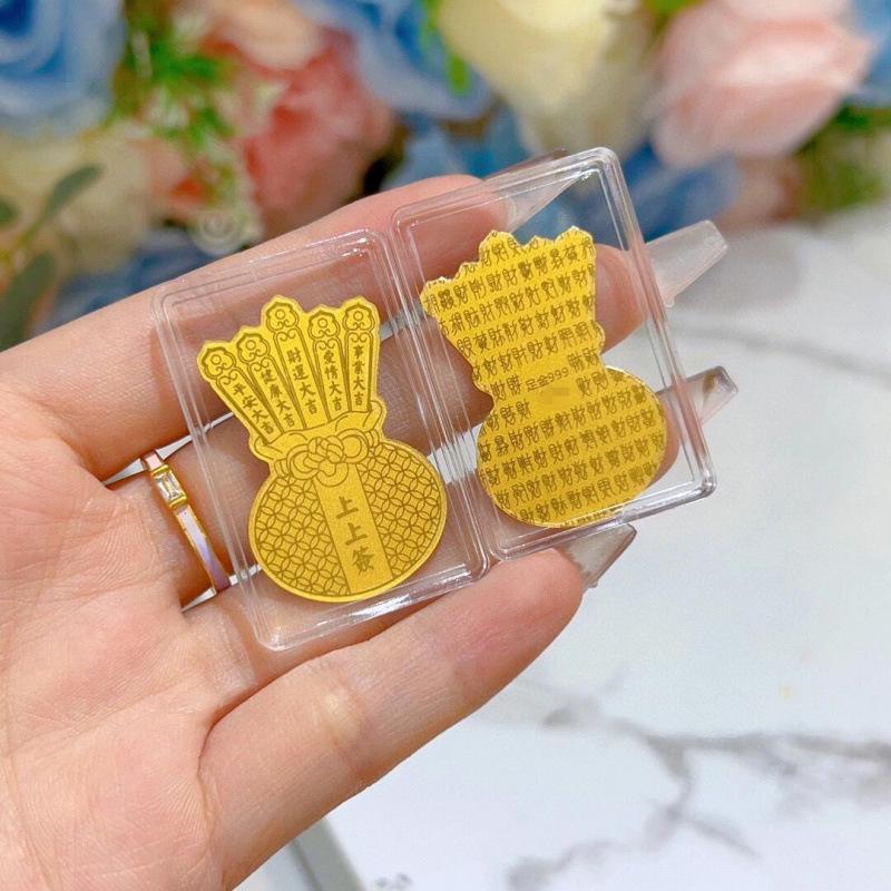 Year of the Horse Gold Lucky Cat Phone Sticker – 999 Pure Gold, Get Rich Charm, Small Gift
