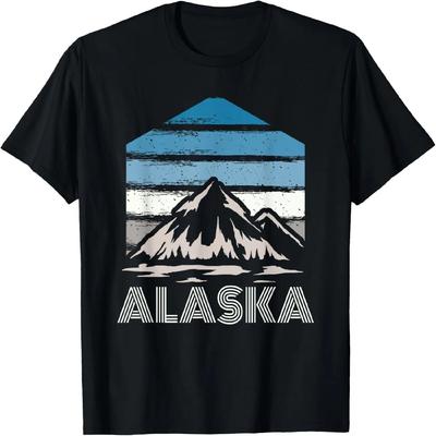 Alaska Aurora Borealis Howling Wolf Aesthetic Photo Souvenir T-Shirt