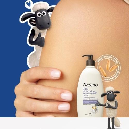 AVEENO Stress Relief Body Lotion 532ml + Wallace&Gromit Random Keychain Set 2items