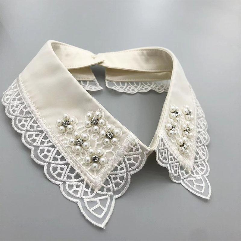 Retro Rhinestone False Collar Neckline Women Lapel Fake Collar Woman Embroidery Removable Detachable Tie Clothing Accessories