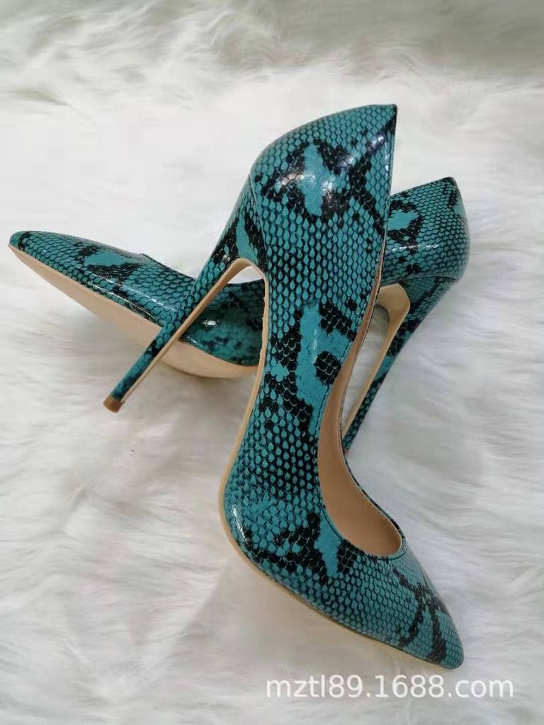 Stil stilvoll einfach High Heel leichte Öffnung grünes Schlangenmuster spitze Zehenspitze sexy dünne High Heels Einzelne Schuhe