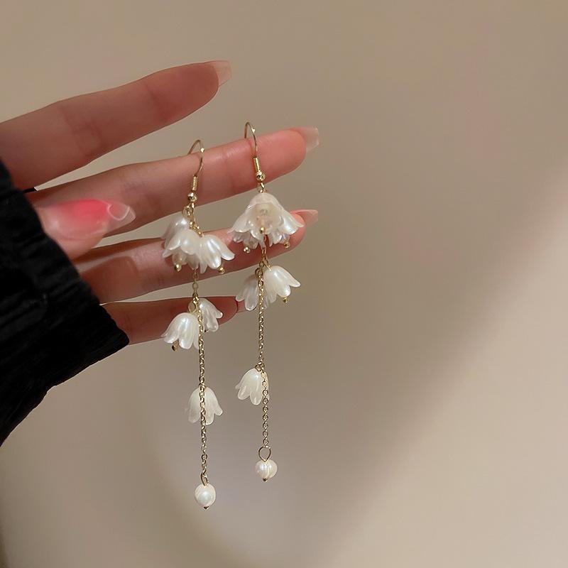 Orecchini Pendenti Fiore Nappa Ago d'Argento Diamante e Perla - Moda Francese, Lusso di Alta Gamma Design di Nicchia