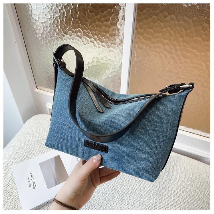 Large-capacity Bag Women's 2025 New Casual Fashion Fashion Dumpling Bag High-end One-shoulder Crossbody Bag