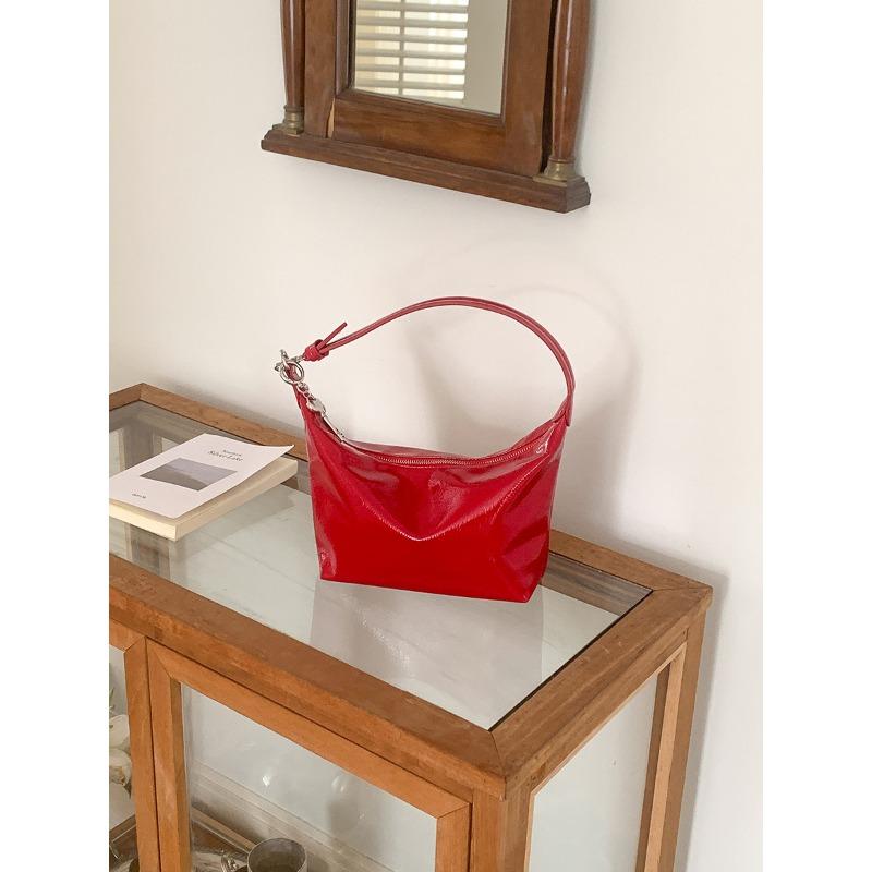 

Niche soft leather dumpling bag women s fashion versatile hand bag women s commuter new handheld shoulder bag women червоний