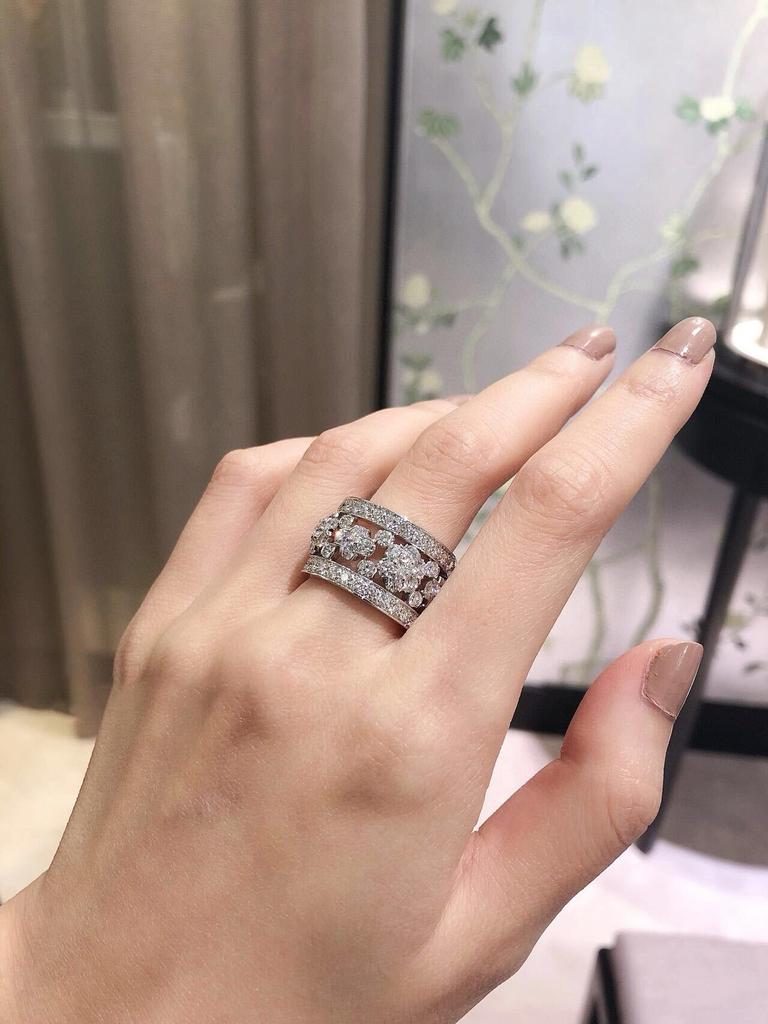 Ultimele Inele de Damă Vintage de Marcă Fierbinte Bijuterii de Lux Pentru Femei Diamant Complet Designer Modă Argint Pur 925 Inele de Petrecere pentru Doamne