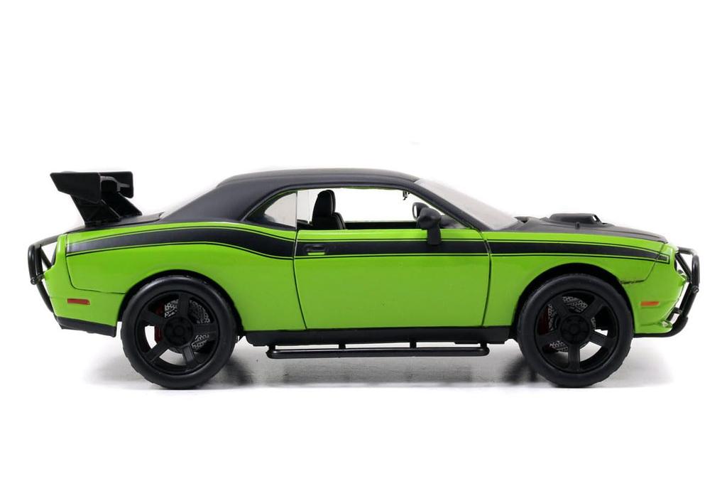 Kyosho Jada Toys Fast Furious Series Dodge Challenger Green Finished Model JADA97131 & 1/24 F&F Off-Road (Letty)
