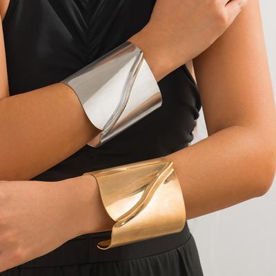 Bracelet Personalized Smooth Pleated Open Bracelet Female, Exaggerated Metal Wind Wide Face Big Bracelet