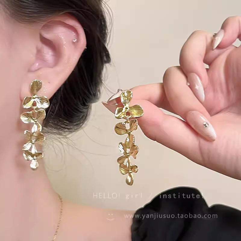 Lilac French Exaggerated Earrings Hong Kong Style Niche Light Luxury Personality Earrings Silver Needle Earrings
